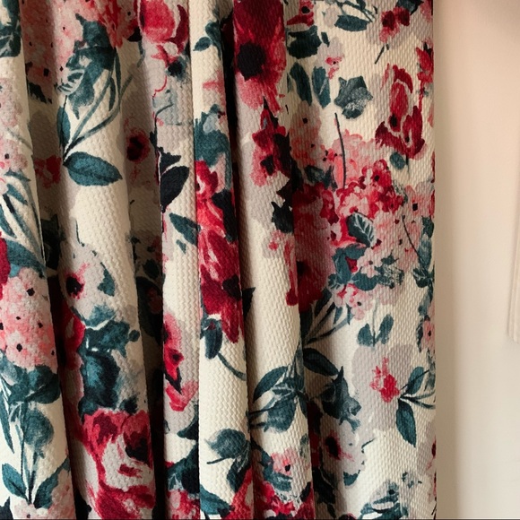 Floral Maxi Skirt - Picture 3 of 5